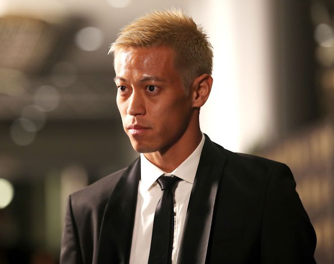 「ホンダがリトアニアでプレーするなんて信じられない！」本田圭佑の電撃加入に現地ファンが熱狂！「こんなビッグネームの到来は前例がない」