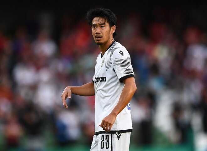 「不意に現れないでイケメン」香川真司の凛々しい表情にファン歓喜！岡崎慎司も「Vamos」とエール