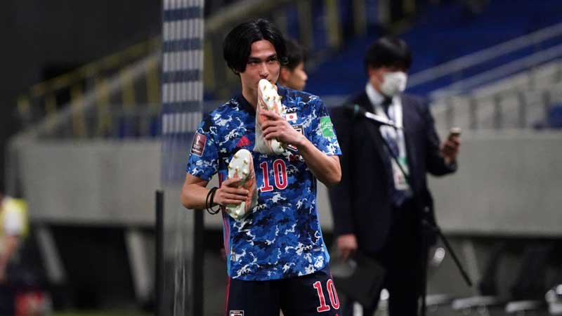 二次予選初失点を喫したが全勝キープの日本代表、南野の7試合連続ゴールなどでタジキスタンに完勝
