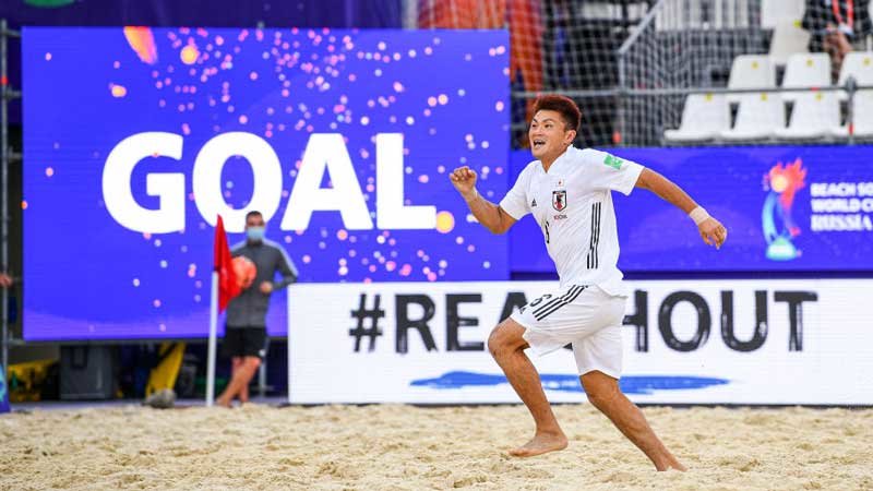 ビーチサッカー日本代表、パラグアイに0-3からの大逆転勝利でW杯白星スタート