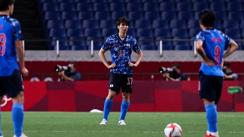 久保に続き、堂安も... 攻撃陣に負傷者続出、伊東純也が出場停止のサウジ戦を森保ジャパンはどう切り抜けるか