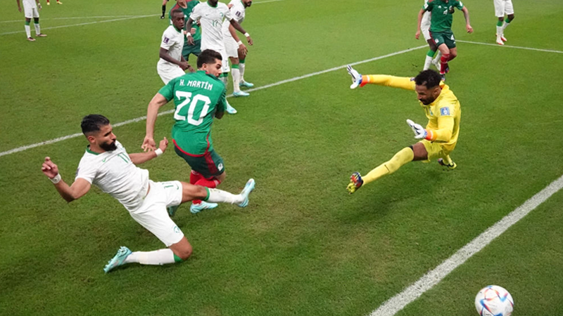 サウジアラビアに勝利したメキシコ。寂しき勝ち点３と共に、大会を去る【FIFA ワールドカップ 2022 グループC ハイライト】