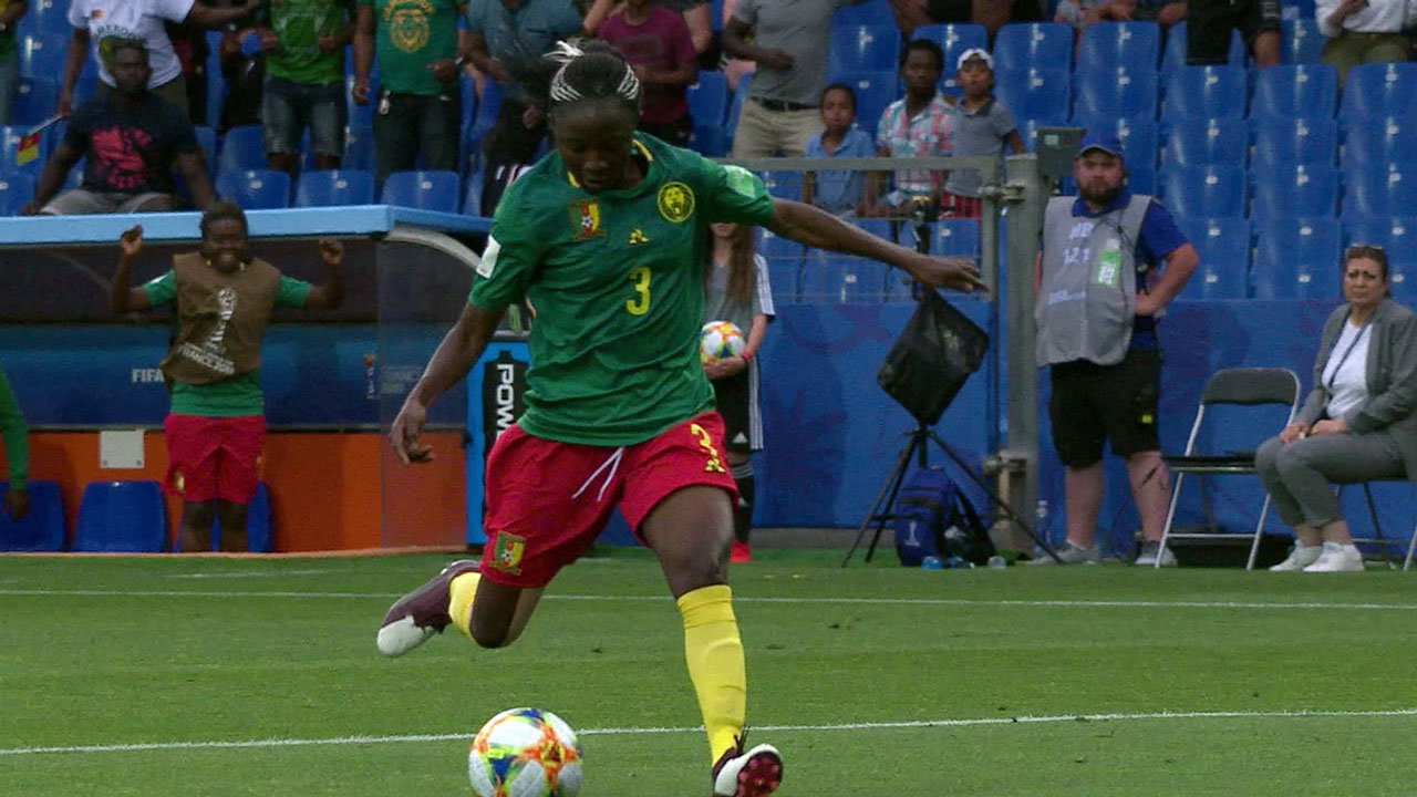 カメルーンvsニュージーランド、96分劇的AT弾でカメルーンが決勝T進出を決める！【FIFA 女子ワールドカップ - グループE第3節 ハイライト動画】